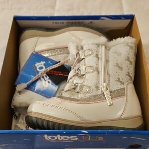 Totes Kids White and Silver Winter Boots Size 11